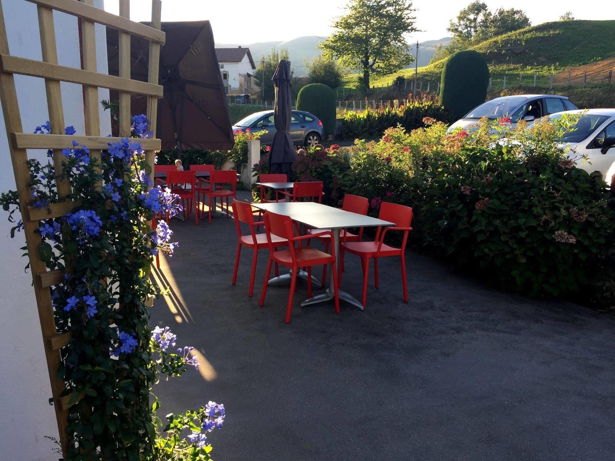 Logis Hotel St Sylvestre Aldudes Dış mekan fotoğraf